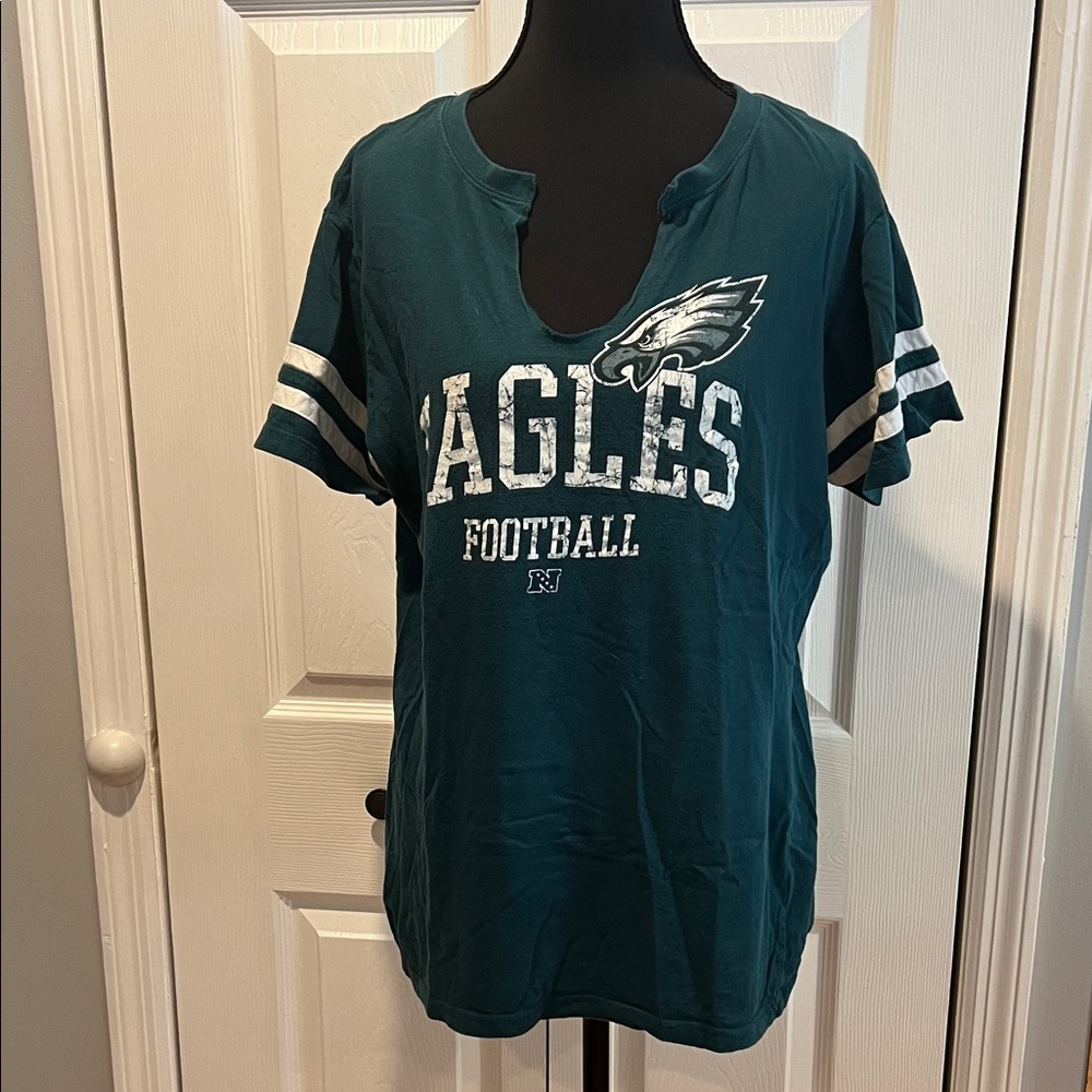 Women's Eagles Football Graphic Tee - Green